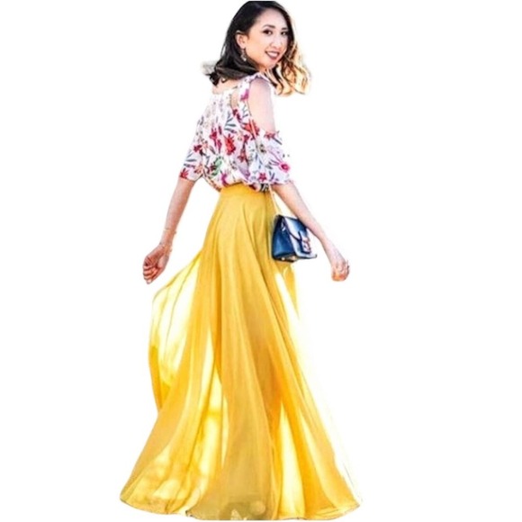 WILLOW & CLAY Floral Tie Strap Cold Shoulder Top SZ SMALL - Picture 2 of 11